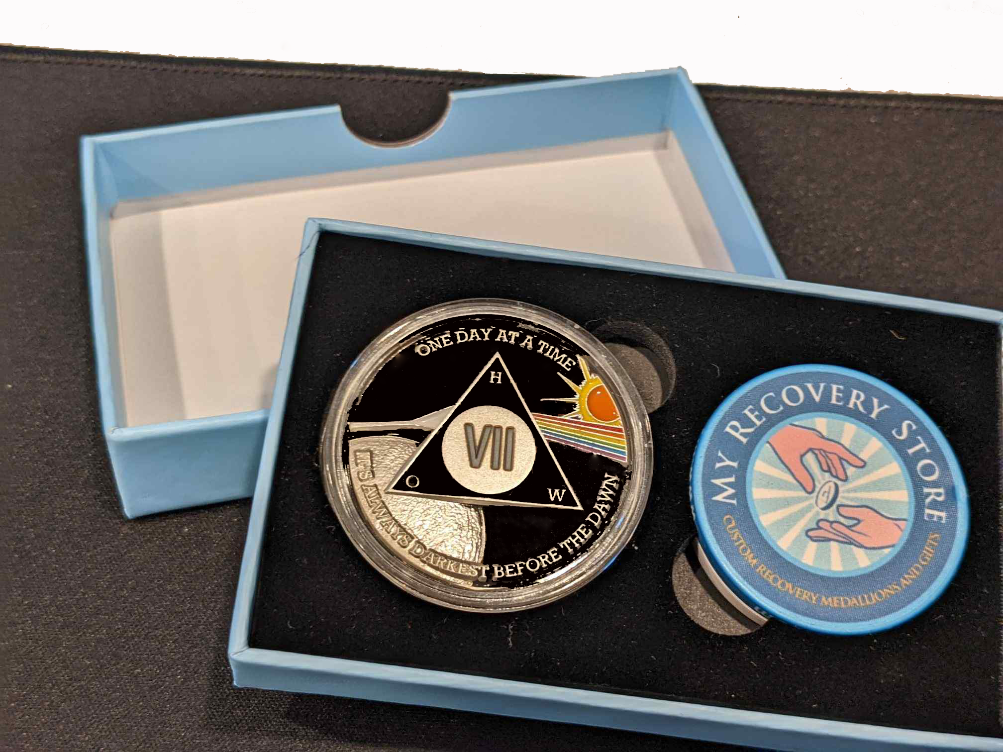 Sun & Moon AA Coin 24hr-11 Months Sobriety Chip