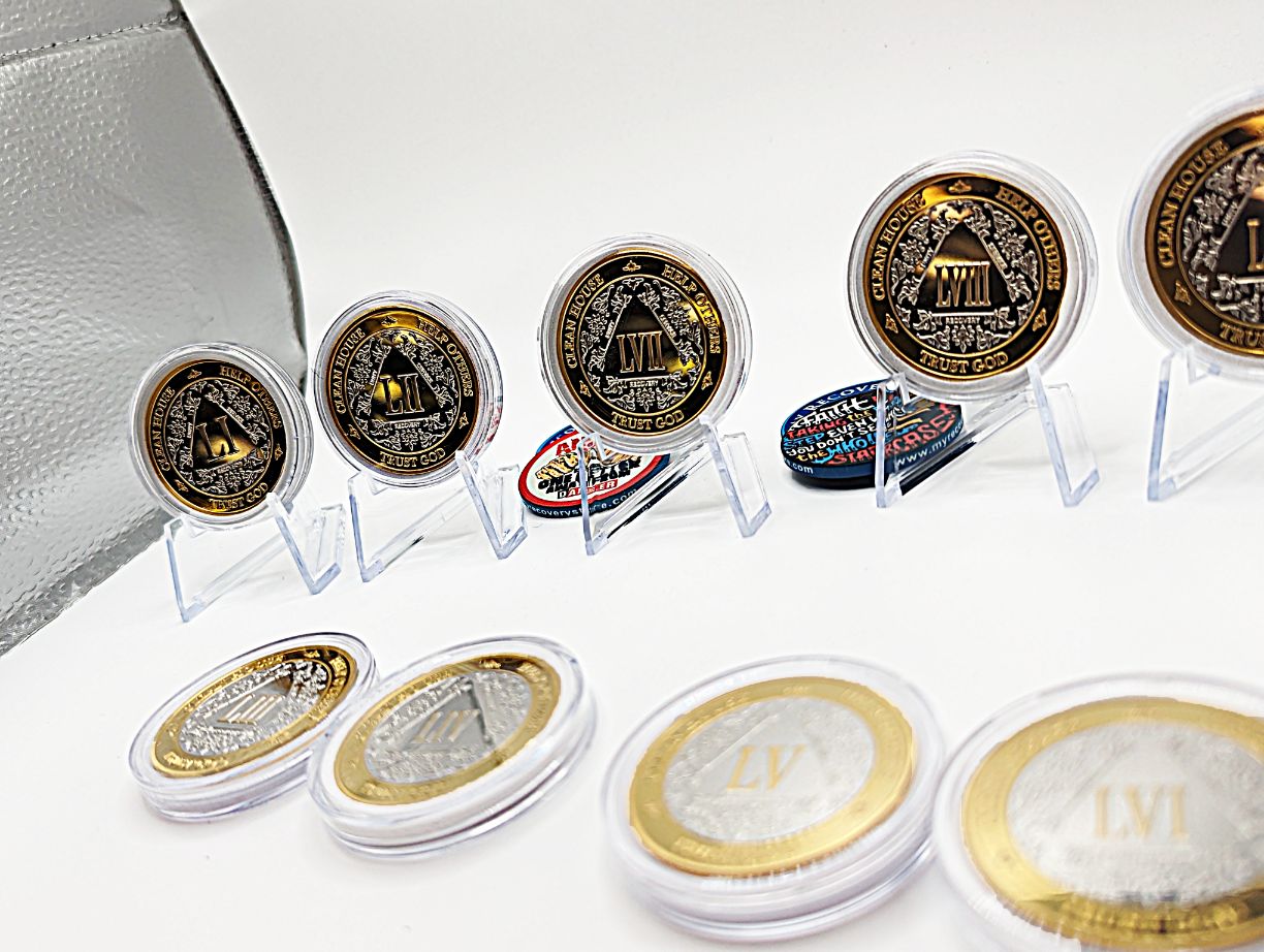 3-Pack AA Medallions: Select Your 3 Years, Silver & Gold Design